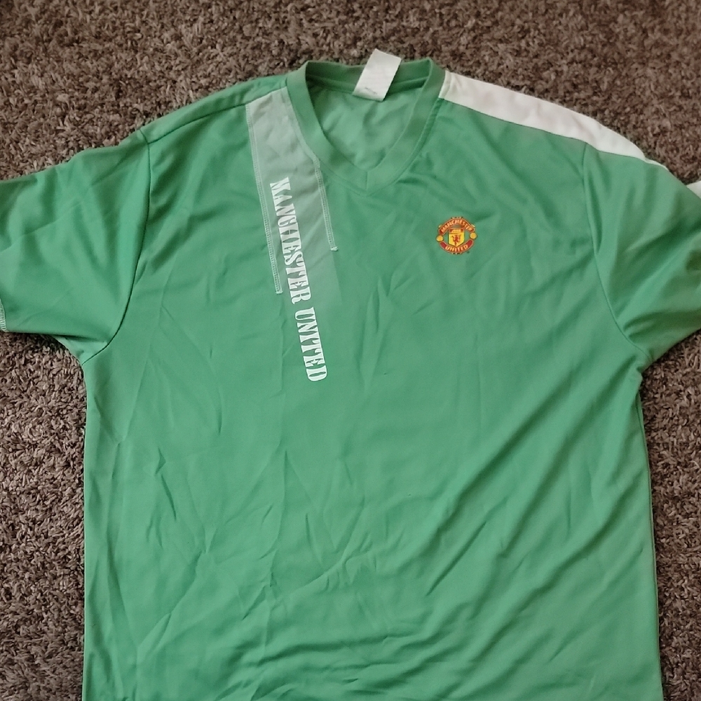 Manchester United Official Merchandise Green Drifit Shirt